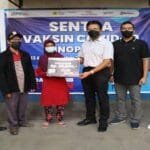 PLN UIW S2JB & Kimia Farma Vaksin 1000 Warga Palembang