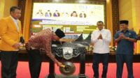 Mahyeldi Resmi Buka Pekan Olahraga Mahasiswa Provinsi Sumbar 2022 di Auditorium UNP