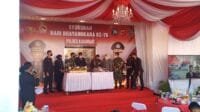 Syukuran HUT Bhayangkara ke 76, Kapolres Karawang Potong Nasi Tumpeng