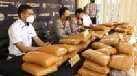 Satresnarkoba Polres Jakbar Tangkap 2 Kurir Ganja Jaringan Lintas Provinsi Asal Sumatera