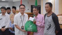 Baznas Palembang Salurkan 200 Paket Sembako