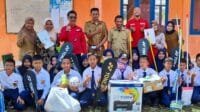 SKK Migas-KKKS Seleraya Merangin Dua Beri Bantuan Laptop dan Projector untuk Cerdaskan Anak-Anak Desa Belani