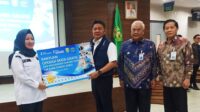 Bank SumselBabel Berikan Bantuan Operasi Mata Gratis Untuk Masyarakat