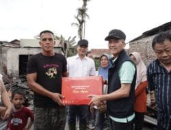 Rasakan Duka Mendalam, Ratu Dewa Beri Bantuan Korban Kebakaran di Puncak Sekuning