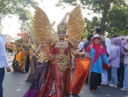 OKI Bergemuruh! Pawai Kemerdekaan HUT RI ke-79 Sukses Pukau Ribuan Warga