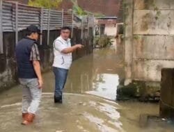 Pasca Hujan Deras, Sekda Susuri Titik Genangan Air di Kebun Bunga, Ternyata ini Penyebabnya!