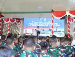 Gubernur Herman Deru Dampingi Menteri ATR/BPN Serahkan Sertifikat Puslatpur