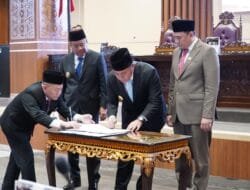 Gubernur Herman Deru Sampaikan Pidato LKPJ Tahun Anggaran 2024 di Sidang Paripurna DPRD Sumsel