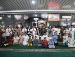 Gubernur Herman Deru Safari Sholat Jumat di Masjid Raudhatul Jannah Ario Kemuning