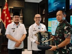 Konsen Tuntaskan Sampah di Palembang, Ratu Dewa-Prima Salam Tinjau Langsung Motah TNI