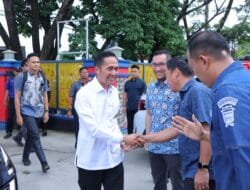 Bertugas 24 Jam, Ratu Dewa Apresiasi Pegawai Damkar