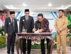 Resmi Dilantik, Bupati H M Toha Harapkan Dewan Pendidikan Mampu Berkolaborasi untuk Tingkatkan Sistem Pendidikan di Muba