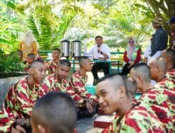 Di Tengah Agenda Padat, Gubernur Herman Deru Sambangi Retret Laskar Pandu Satria