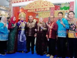 Bupati Musi Rawas Hadiri Malam Budaya Swarna Songket Nusantara di Palembang