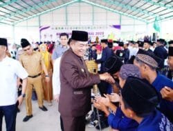 Bupati Toha Hadiri Peringatan Hari Santri Nasional 2025 di Babat Toman