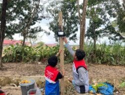 Pertamina Hadirkan Listrik Tenaga Surya, Terangi Tenda Pengungsi Aceh Tamiang