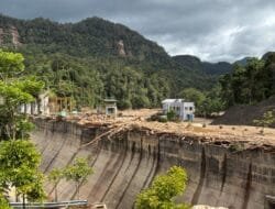PLTA Sipansihaporas Tak Hanya Hasilkan Energi Hijau, Terbukti Tahan Kayu dan Redam Dampak Banjir di Tapanuli Tengah