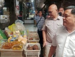 Polisi dan Instansi Pangan Pastikan Sembako Stabil di Pasar Palembang Menjelang Ramadhan