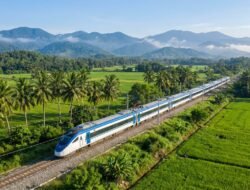 PLN Group Rampungkan Proyek Elektrifikasi Jalur Kereta Malaysia Lebih Cepat dari Target