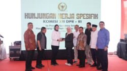 Direktur Distribusi PLN Tinjau Kesiapan Sistem Kelistrikan di Palembang Jelang Idul Fitri