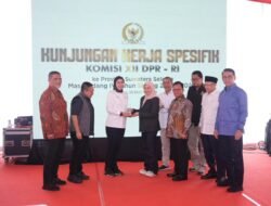 Direktur Distribusi PLN Tinjau Kesiapan Sistem Kelistrikan di Palembang Jelang Idul Fitri