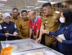 Sekda Aprizal Pimpin Sidak Pasar, Pastikan Stok Pangan Aman dan Harga Stabil Jelang Ramadan