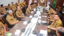 Jelang Kunker Menko Polkam, Sekda Edward Candra Tekankan Kesiapan Maksimal Hadapi Karhutla