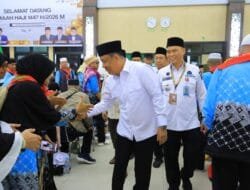 Cik Ujang Apresiasi Petugas Haji, Minta Jamaah Jaga Semangat Ibadah Sepulang dari Tanah Suci