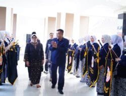 Bupati H. M. Toha Tohet: Bidan Garda Terdepan Jaga Kesehatan Ibu dan Anak