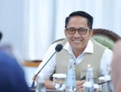 Kabut Asap Menebal, Ratu Dewa Siapkan 10 Ribu Masker untuk Warga Palembang