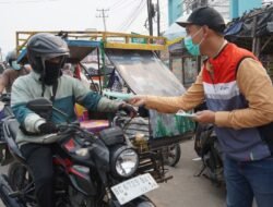 PHE Jambi Merang Gandeng Puskesmas Bagikan Masker untuk Warga Terdampak Asap Karhutla