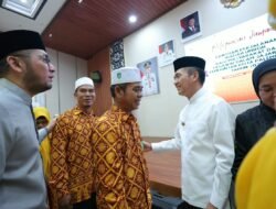 Ratu Dewa Berangkatkan 88 Jemaah Umroh, Apresiasi Warga Berprestasi dan Pengabdi Masyarakat